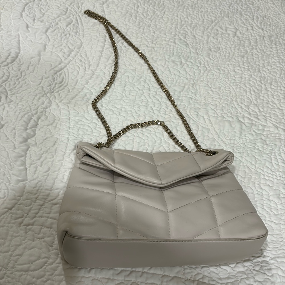 Leather puffed crossbody bag